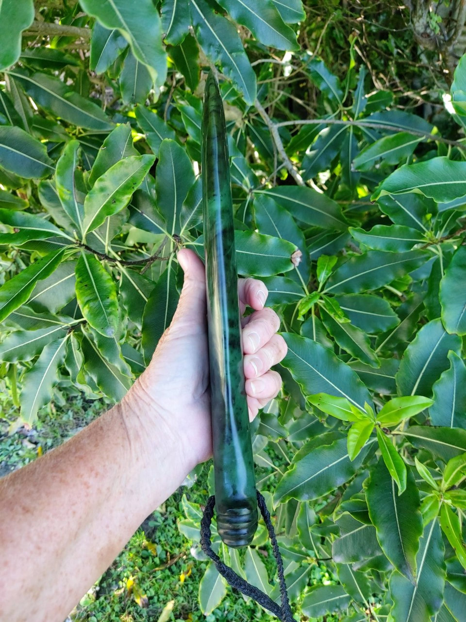 Mere pounamu jade greenstone Maori weapon